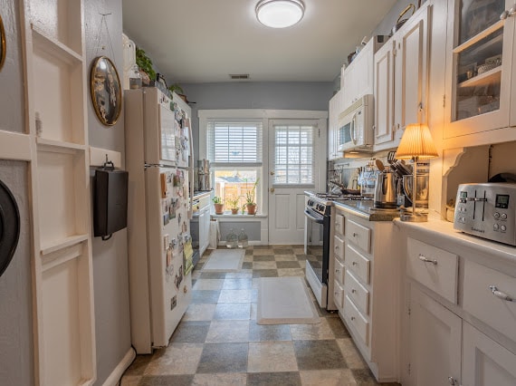 Building Photo - 1270 Boland Pl