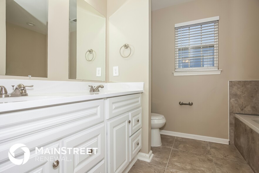 Building Photo - 5039 Sunburst Ln