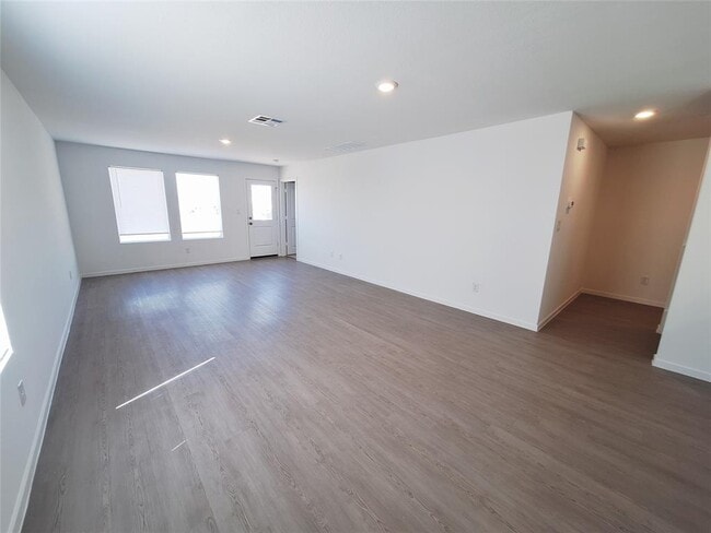 Building Photo - 518 Firedance Ct