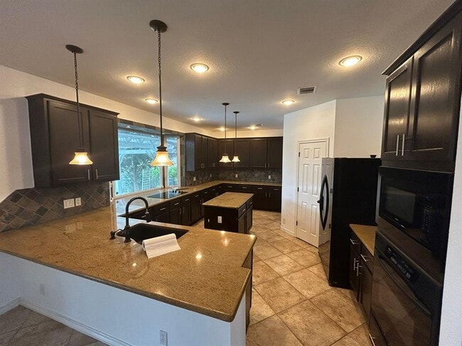 Building Photo - 16731 Marsala Springs Dr