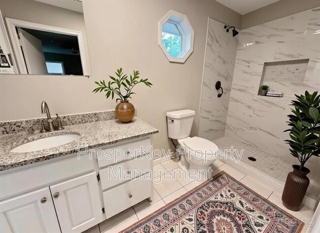 Building Photo - 4617 Rosemont Dr