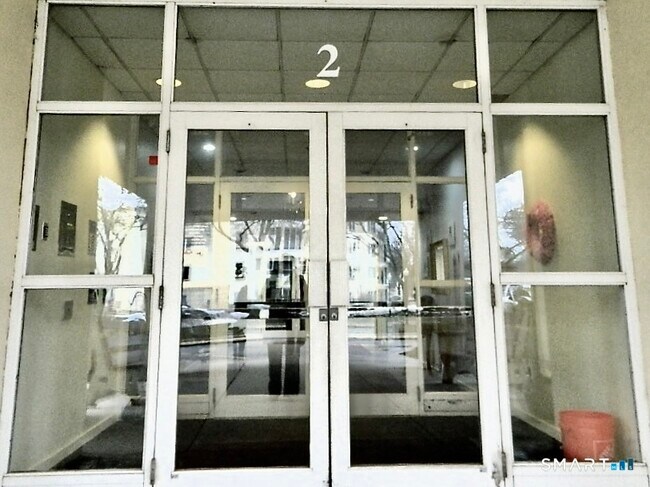 Building Photo - 75 Washington Ave