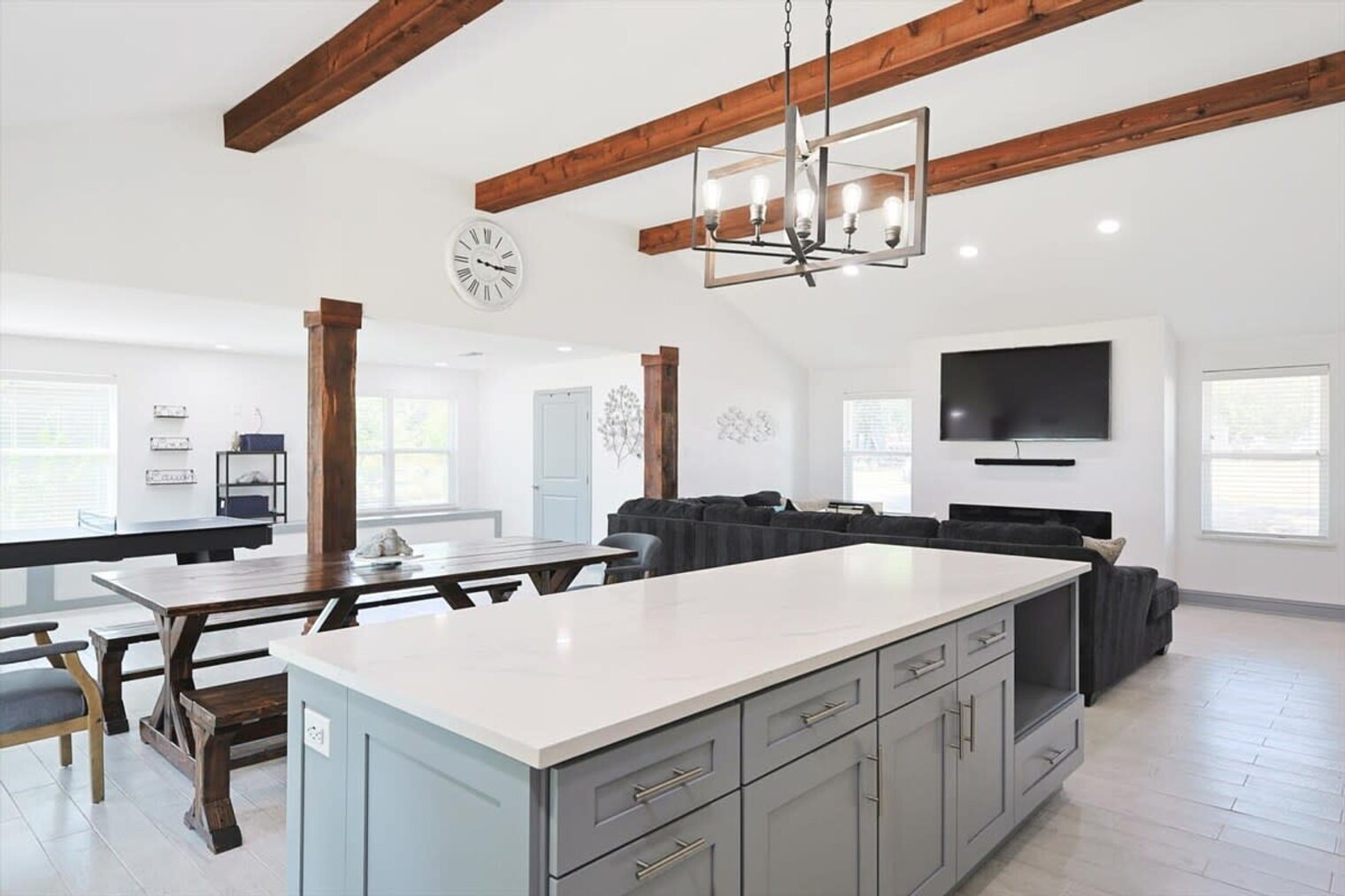 Building Photo - 9884 Cherokee Trail