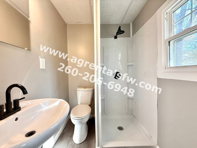 Building Photo - 1512 Taylor St