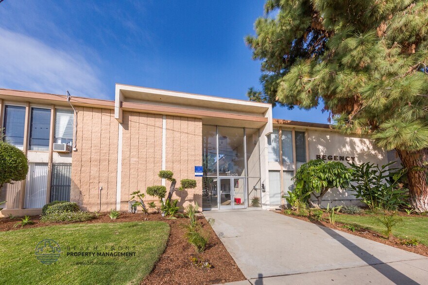 Building Photo - 15205 Raymond Ave