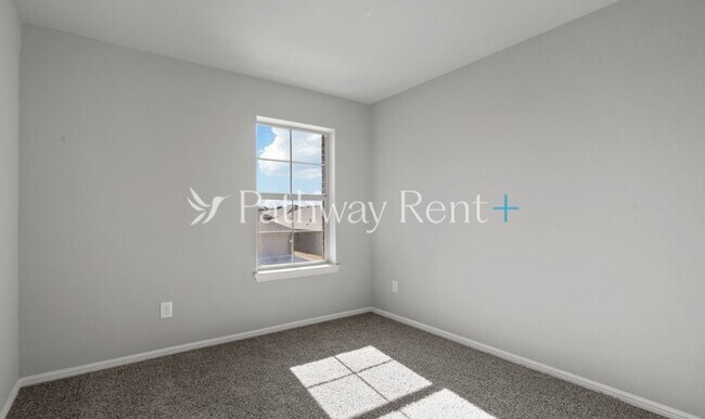 Building Photo - 8408 Hollymead Ln