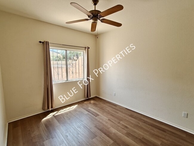 Building Photo - 2415 W Calle Retana