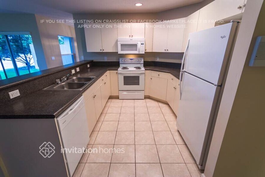 Building Photo - 6117 Adriatic Way