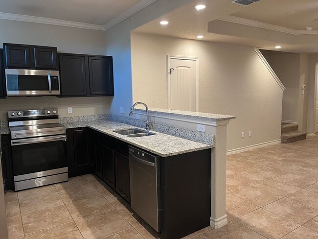 Building Photo - 13903 Annas Way #102, San Antonio, TX. 78233