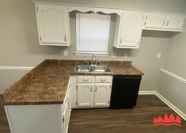 Building Photo - 3932 Oak Branch Cir E