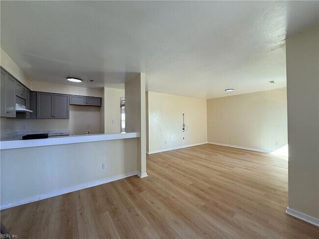 Building Photo - 97 28th St