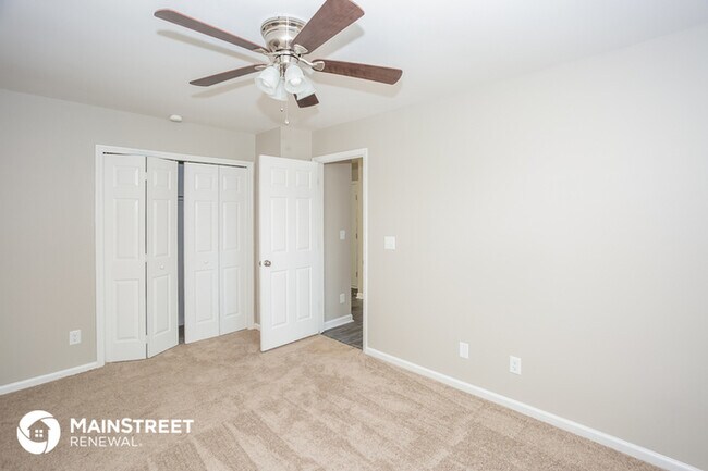 Building Photo - 1726 Gordon Walters Dr