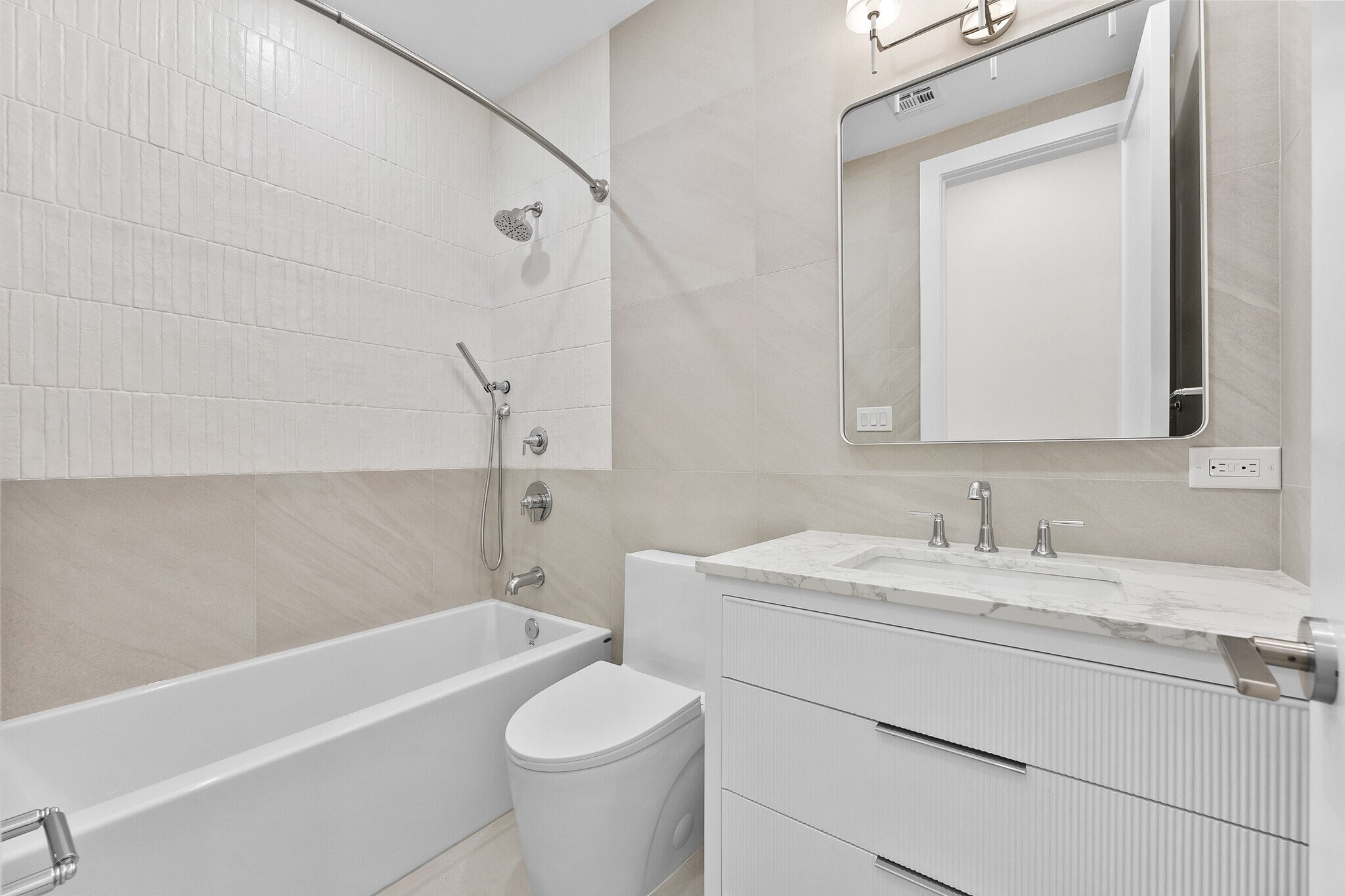 Hall Bath - 157 25th St