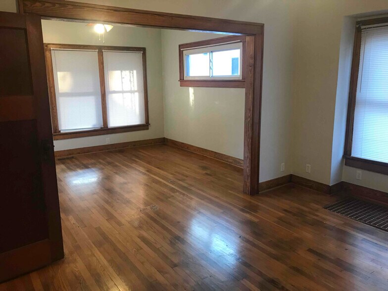 Building Photo - 1409 Highview Ave