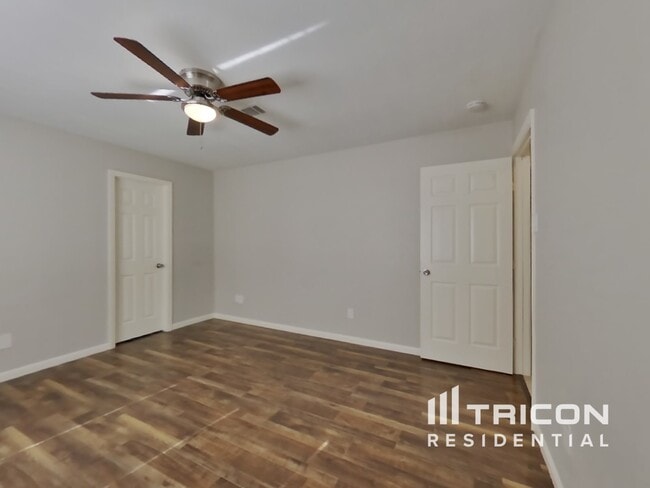 Building Photo - 5107 Dunnethead Dr