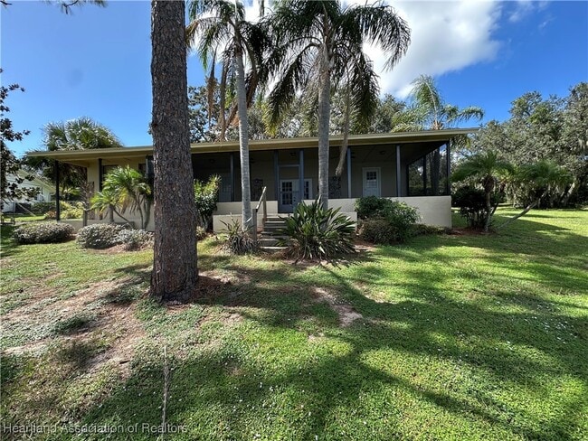 Building Photo - 1504 Sam Asbury Ave