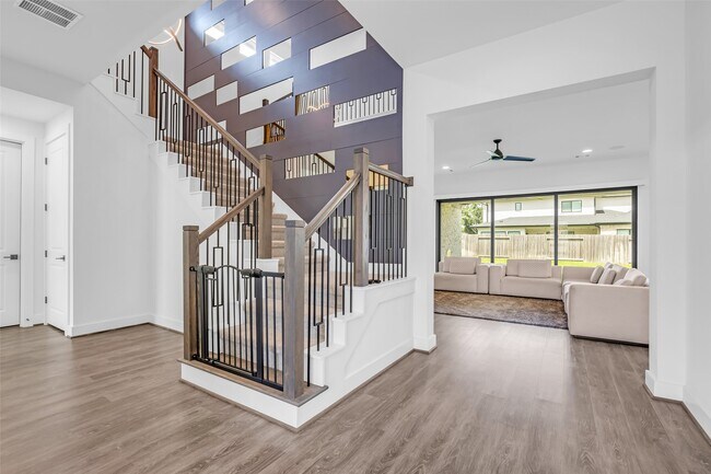 Building Photo - 2523 Quickstep Ct