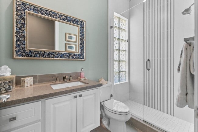 Building Photo - 8222 Dominica Pl