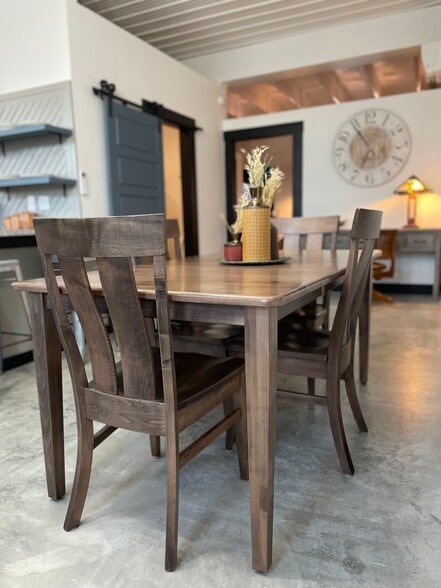 DINING ROOM - 475 S Hickory St