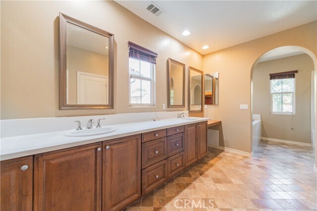 Building Photo - 59 Gentry