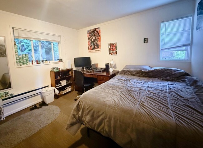 Building Photo - 1/2 OFF FIRST MONTH RENT - Available NOW