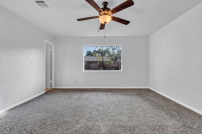 Building Photo - 4406 Kacee Dr