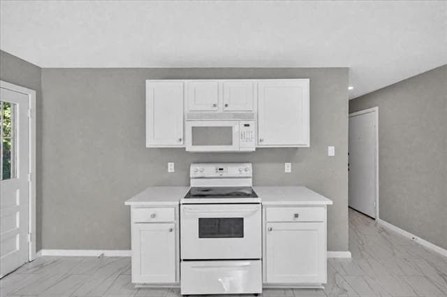 Building Photo - 7433 Vallejo Dr