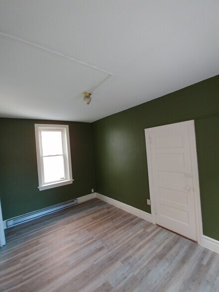 Building Photo - 707 N 2nd St