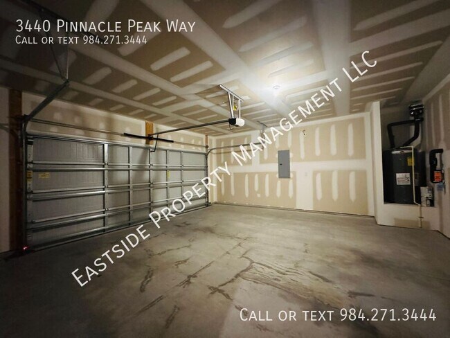 Building Photo - 3440 Pinnacle Peak Dr