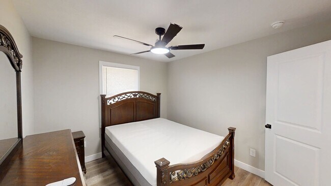 Building Photo - 1022 Oakdale Rd