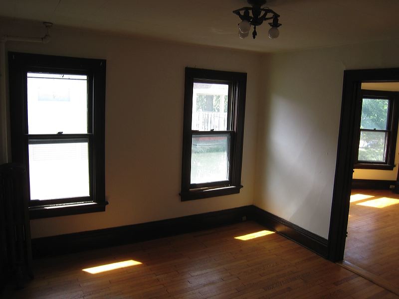 dining room - 945 Spaight St