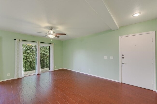 Building Photo - 2704 San Pedro St