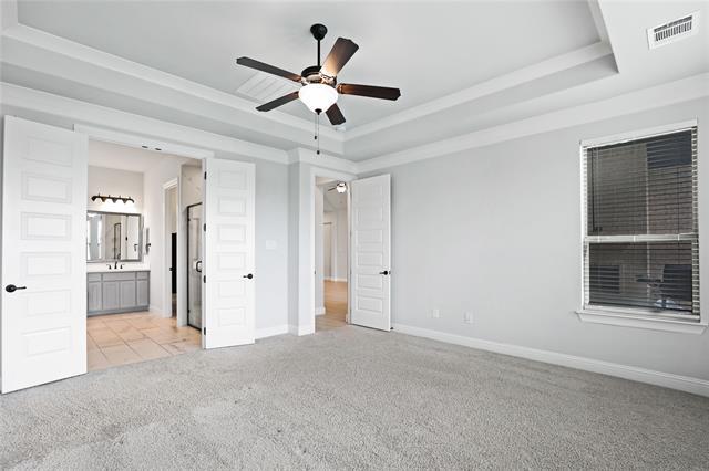 Building Photo - 890 Stanley St