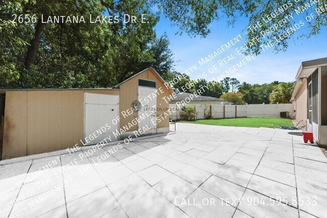 Building Photo - 2656 Lantana Lakes Dr E