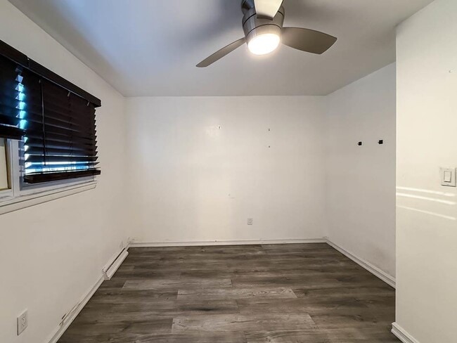 Building Photo - 8 West Side Ave