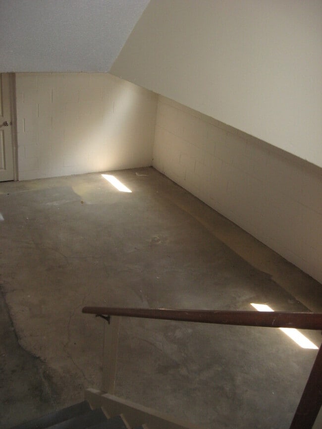 Building Photo - COMING SOON....RESERVE NOW FOR JANUARY