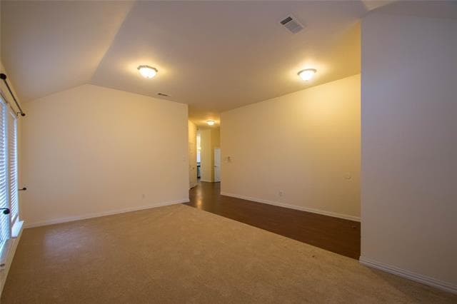 Building Photo - 736 Silverbrook Dr