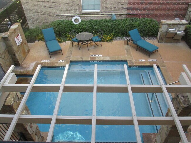 Building Photo - 950 Henderson St