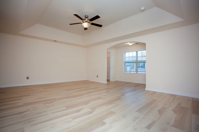 Building Photo - 6469 Panasa Ct