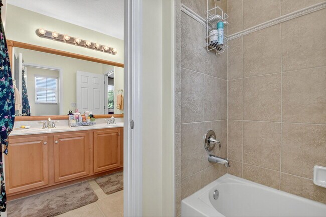 Building Photo - 10591 Longleaf Ln