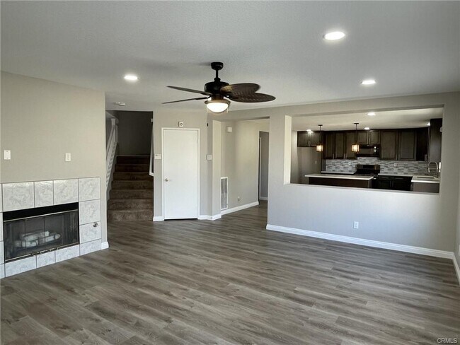 Building Photo - 38661 Annette Ave