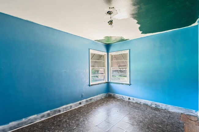 Building Photo - 224 NC-561