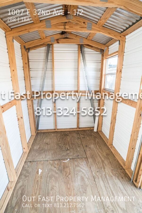 Building Photo - 1007 E 32nd Ave