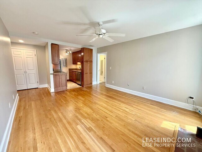 Building Photo - 220 13th St SE