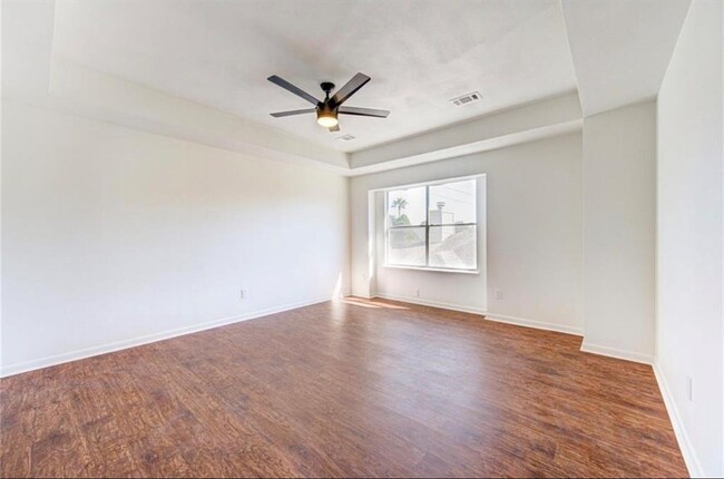 Building Photo - 13714 Neston Dr
