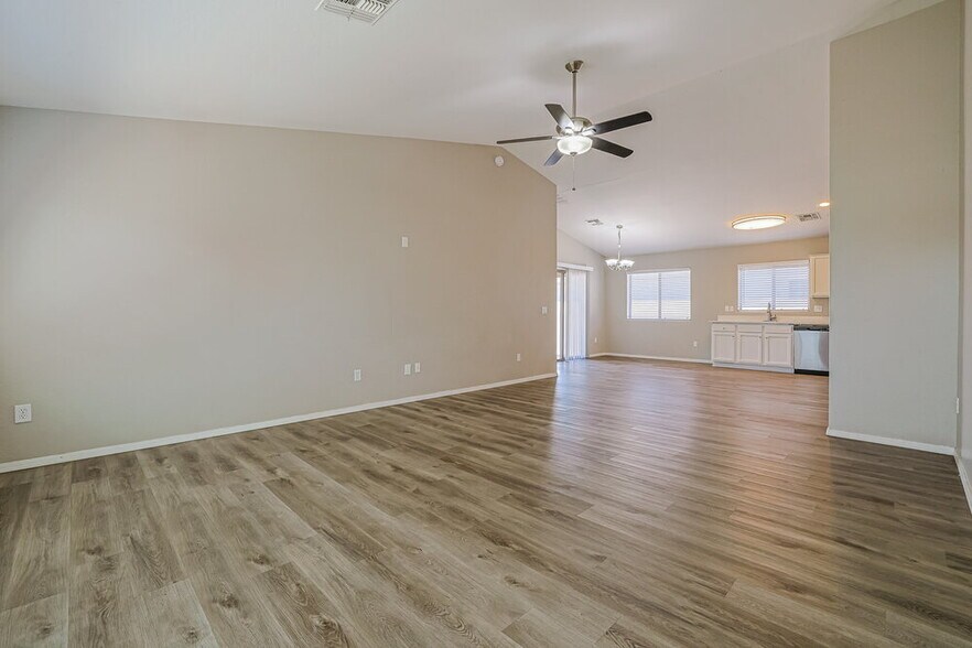 Building Photo - 1741 W Desert Mountain Dr