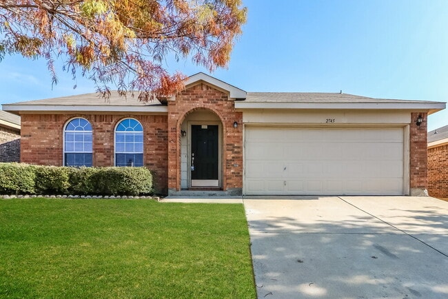 Building Photo - 2745 Briscoe Dr
