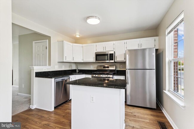 Building Photo - 45465 Bluemont Junction Square