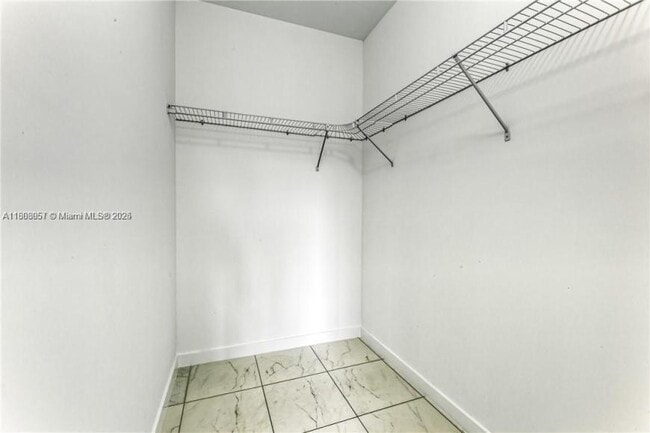Building Photo - 3 bedroom in North Miami FL 33161