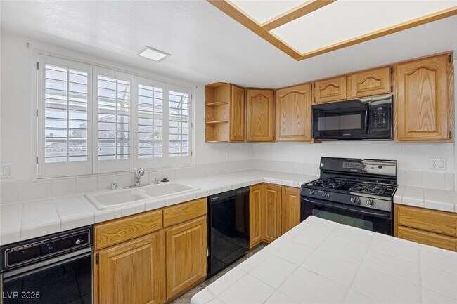Building Photo - 294 Belair View Ct